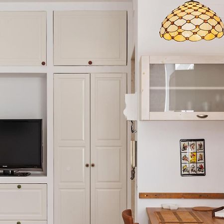 Madonella Apartment Con Terrazzo バーリ エクステリア 写真